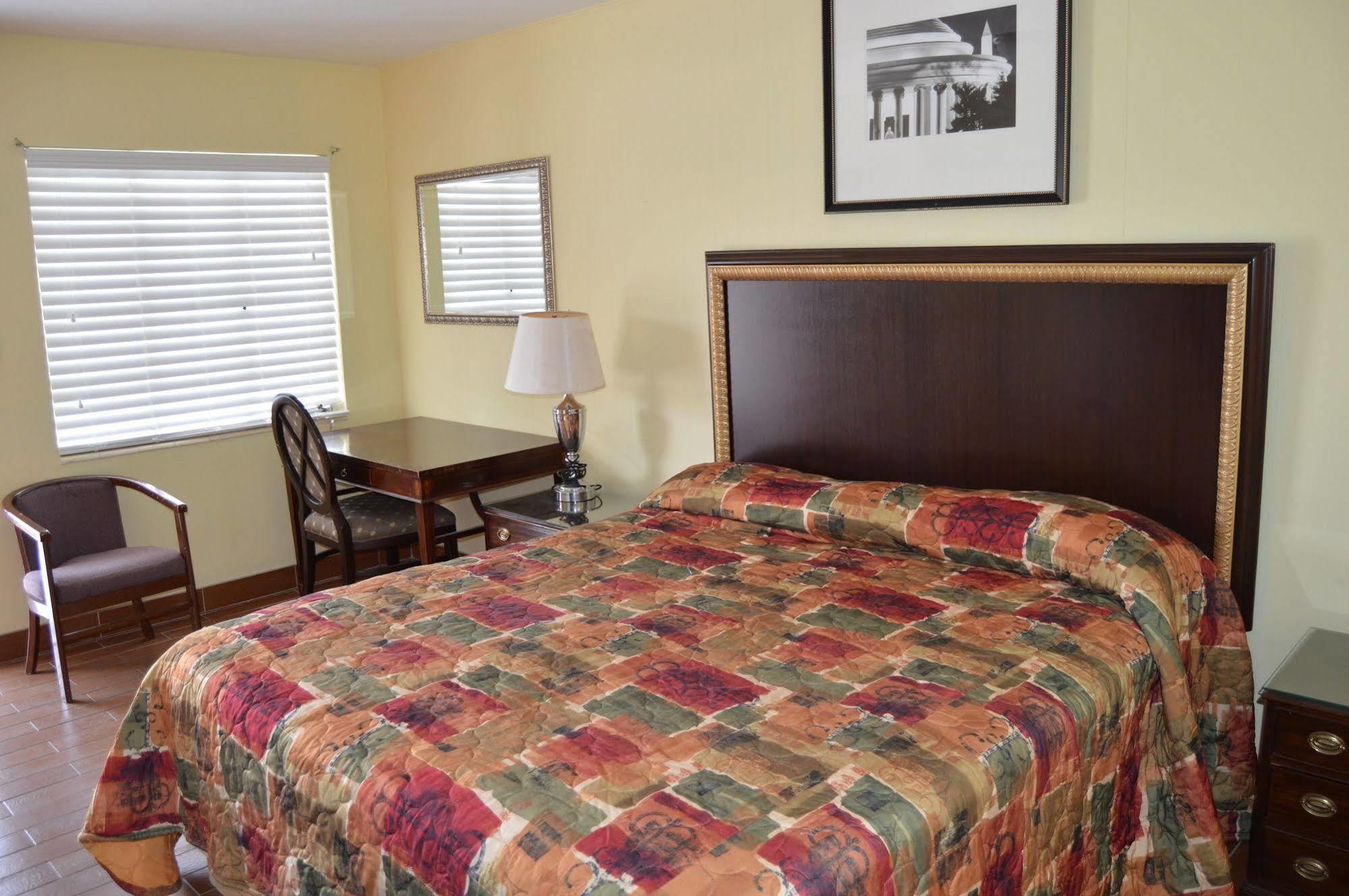 Siesta Inn Sarasota - Indian Beach Экстерьер фото
